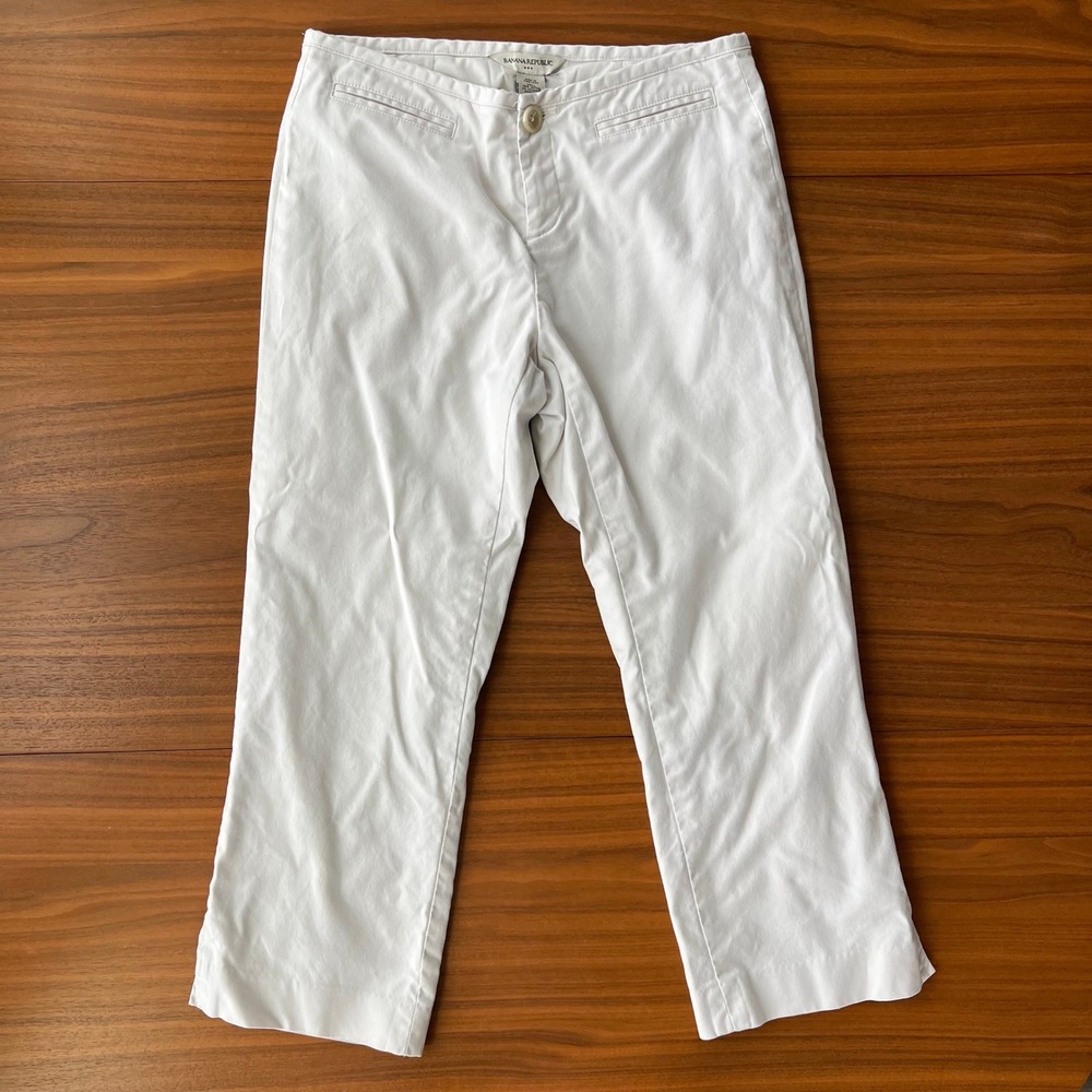 Y2K Vintage Banana Republic Capris 4 Cream Cotton Crop Pants Coastal Preppy 2005